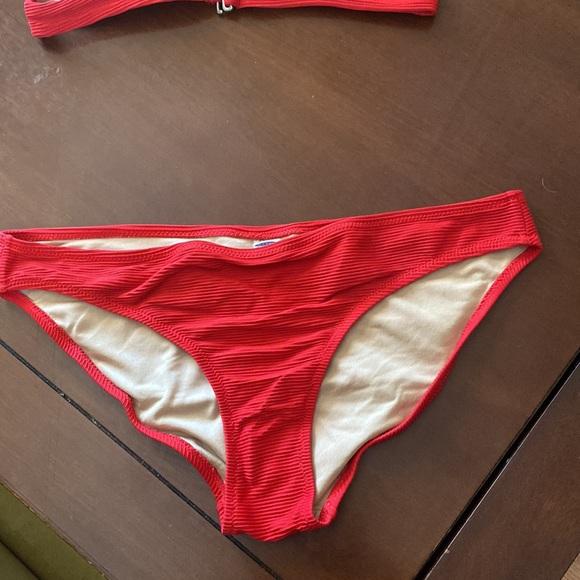 Ribbed Bikini Set - Picture 6 of 6